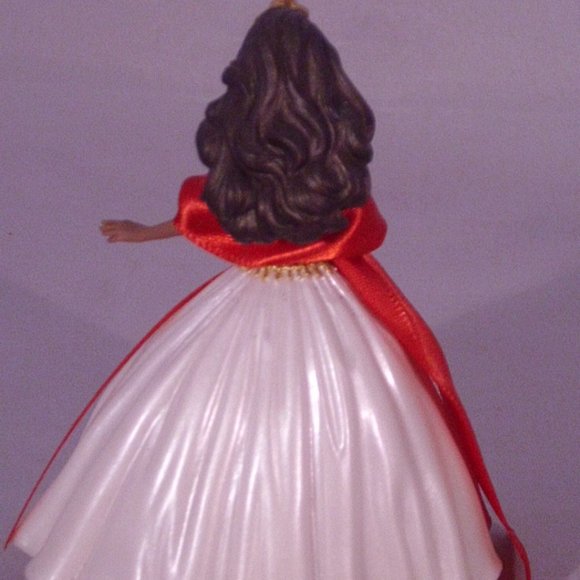 Barbie - Picture 3 of 7